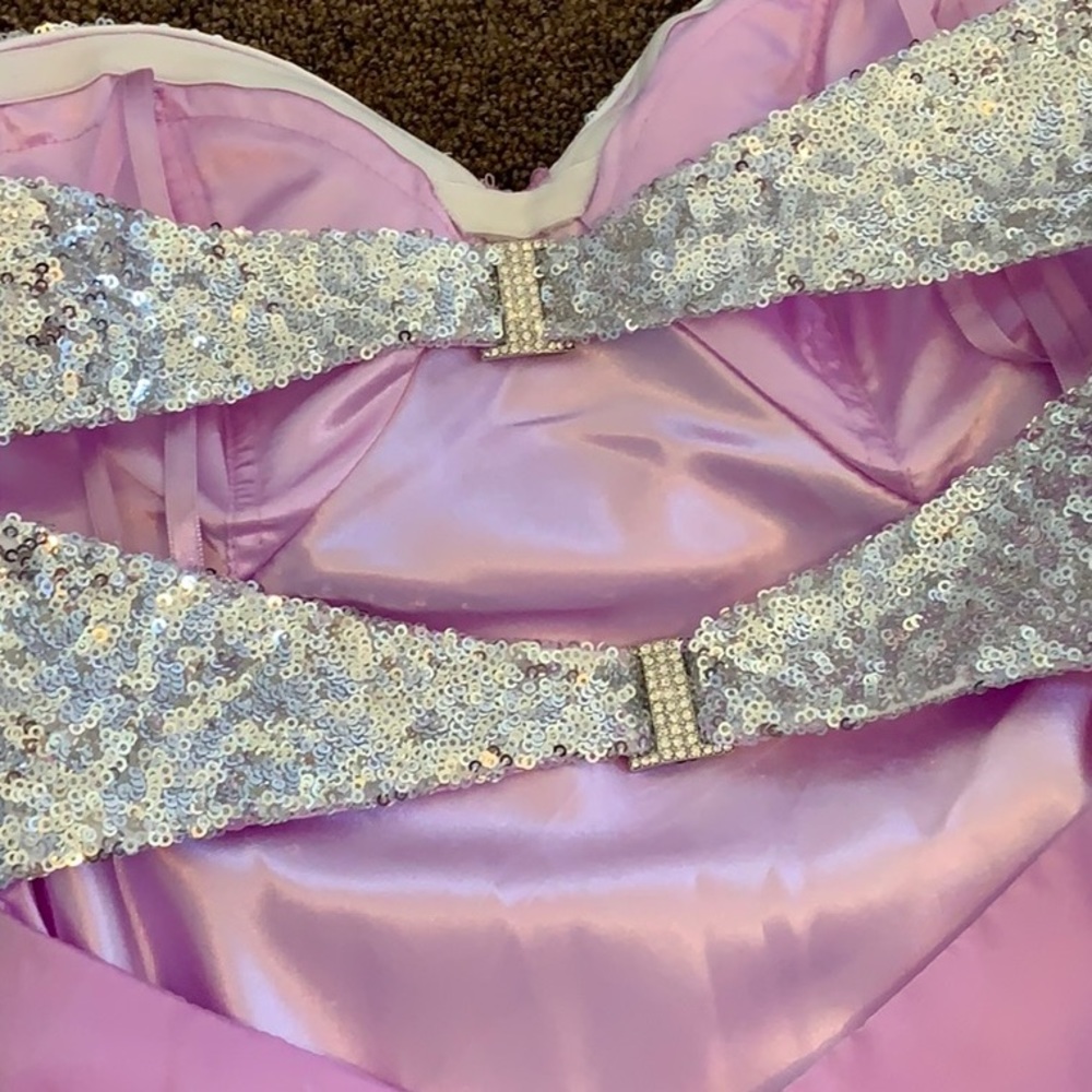 🆕💜La Femme Paris Lavender Embellished Dress - Picture 6 of 8